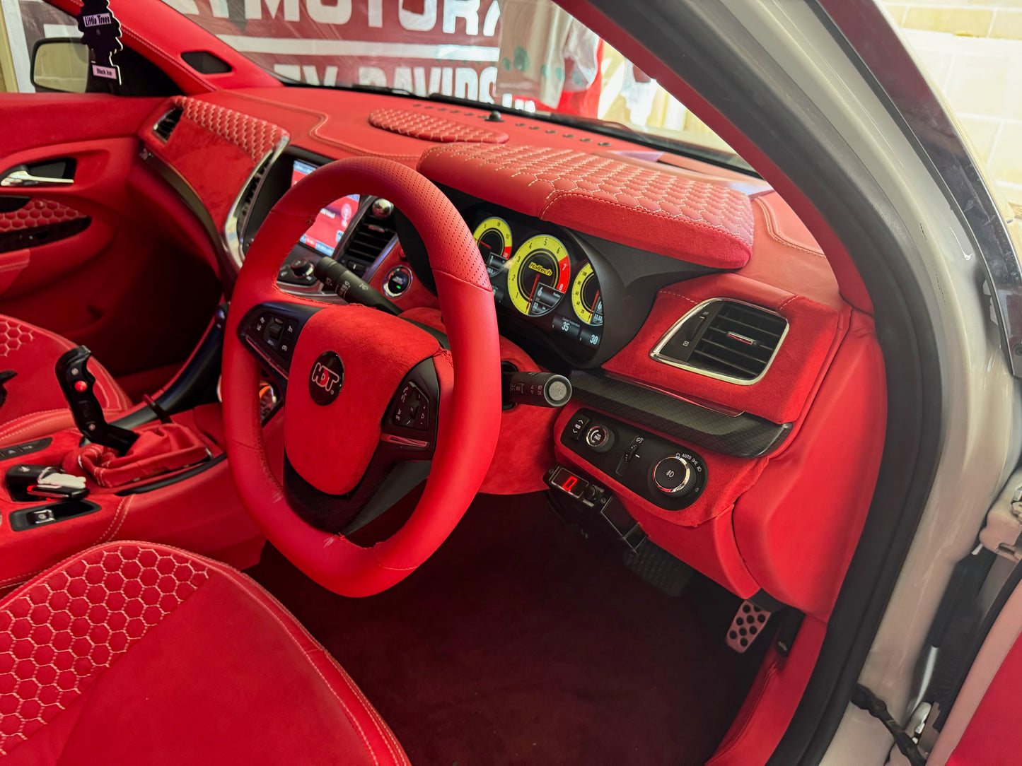 Holden Commodore VF Dash Mounts