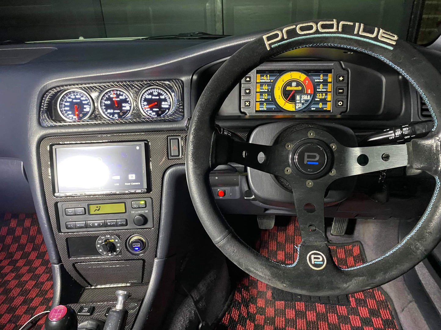 Haltech iC-7 and Nissan Skyline R33 Dash Kit Combo HT-067010